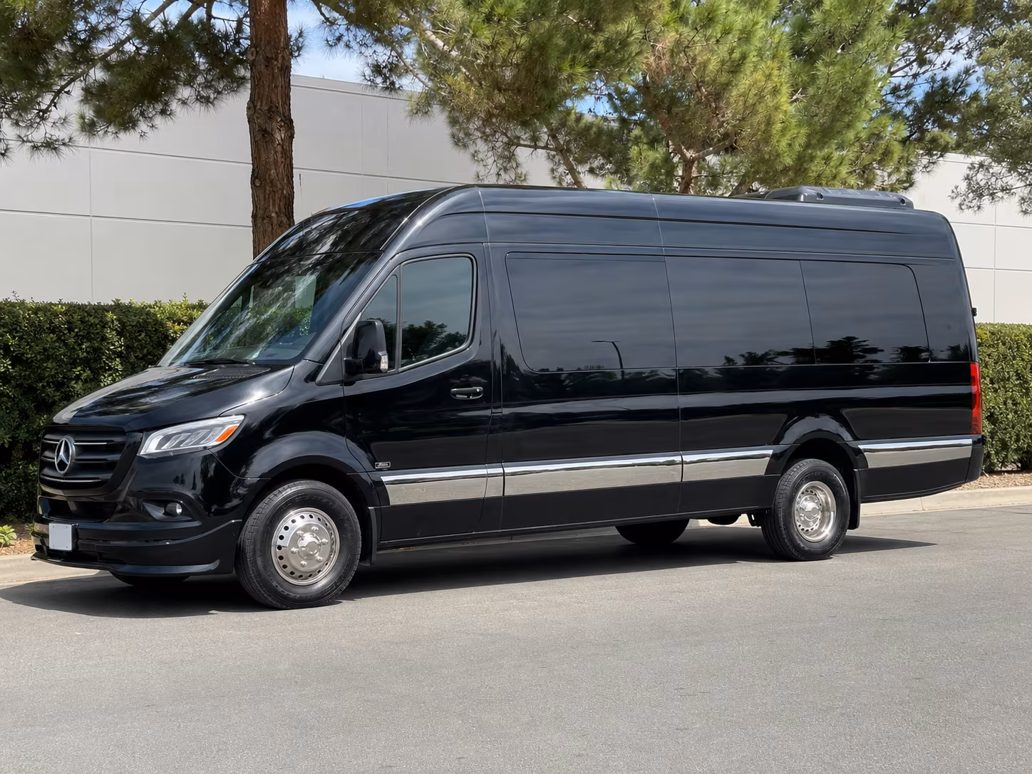 find the perfect transportation for your next wedding 3